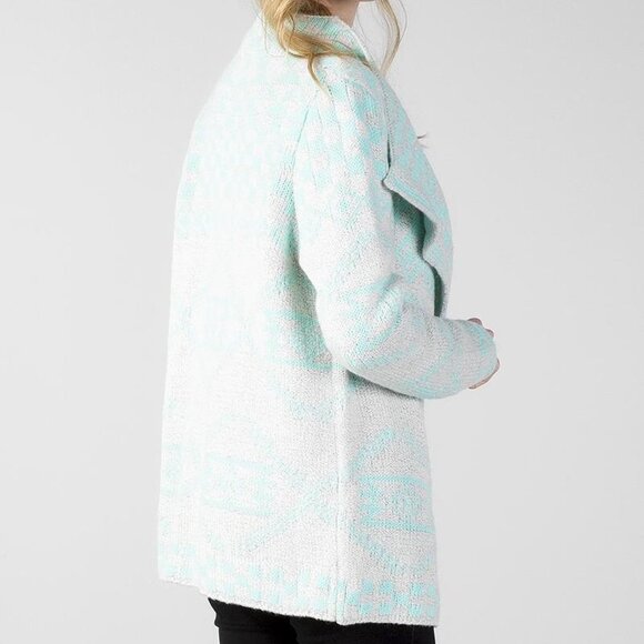 Blakely Chunky Sweater… - Picture 2 of 10